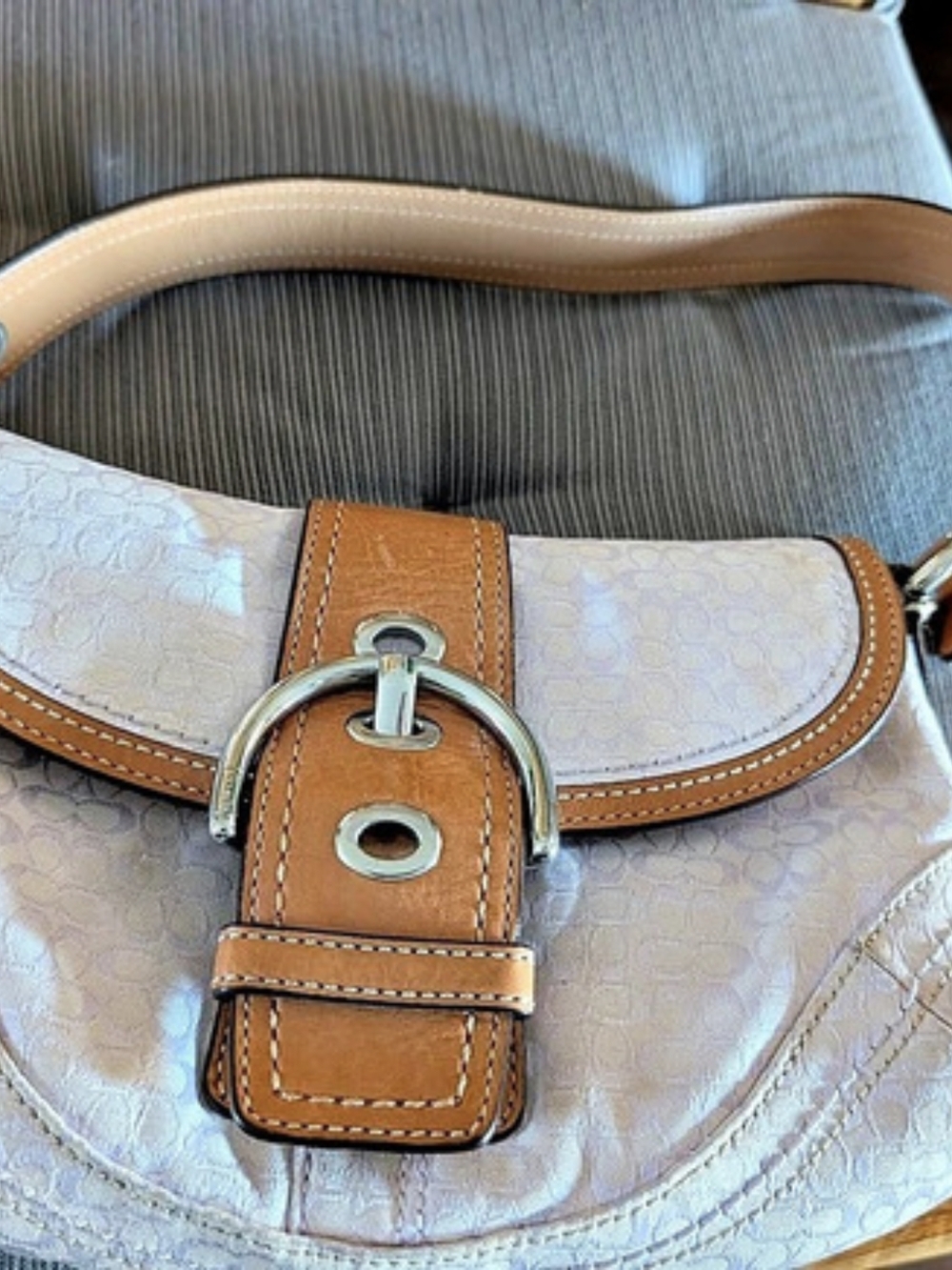 Coach Soho Signature Buckle Flap Shoulder Bag Cream With Tan Leather